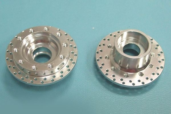 How CNC machines can be used for precision manufacturing?