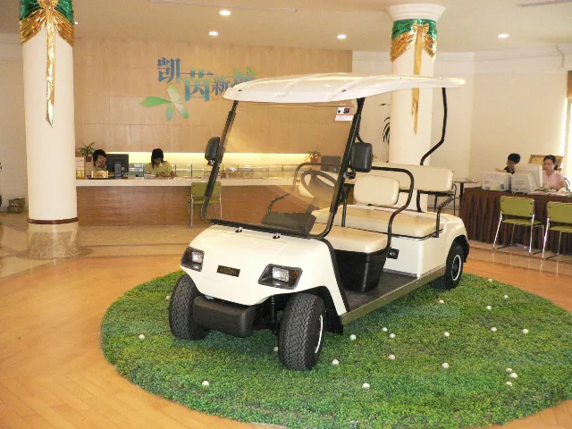 Lvtong Brand 4 Seaters Electric Golf Car